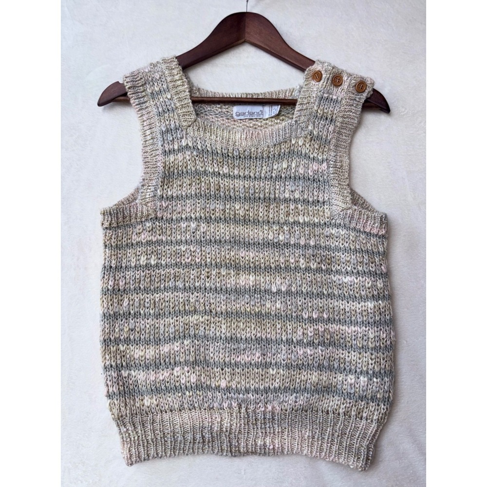 VINTAGE GARLAND Knit Sleeveless Sweater Top Vest Hong Kong Large Button Cropped